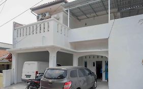 Reddoorz Near Gor Jatidiri Semarang